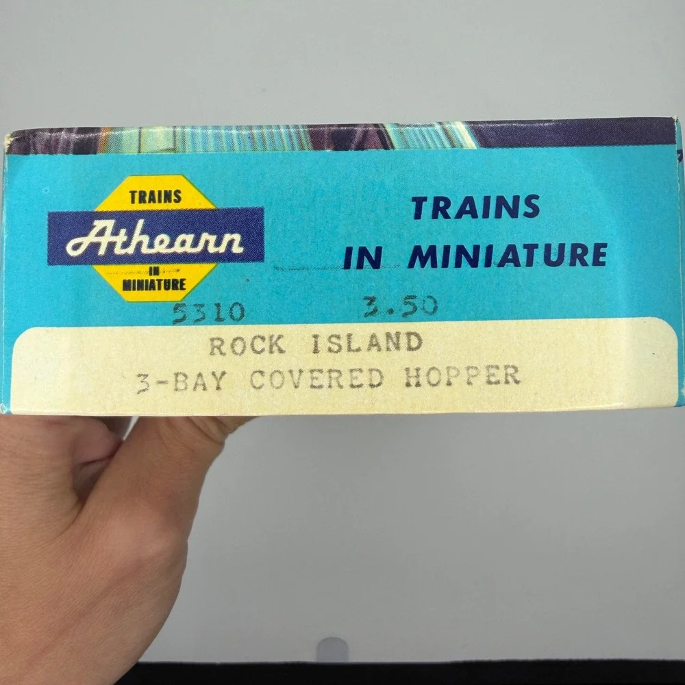 Athearn 54 Ft 3-Bay Covered Hopper Rock Island HO Scale Green 5310 Vintage
